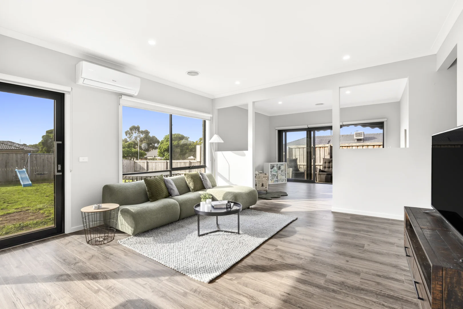 213 Tower Road - Image 3