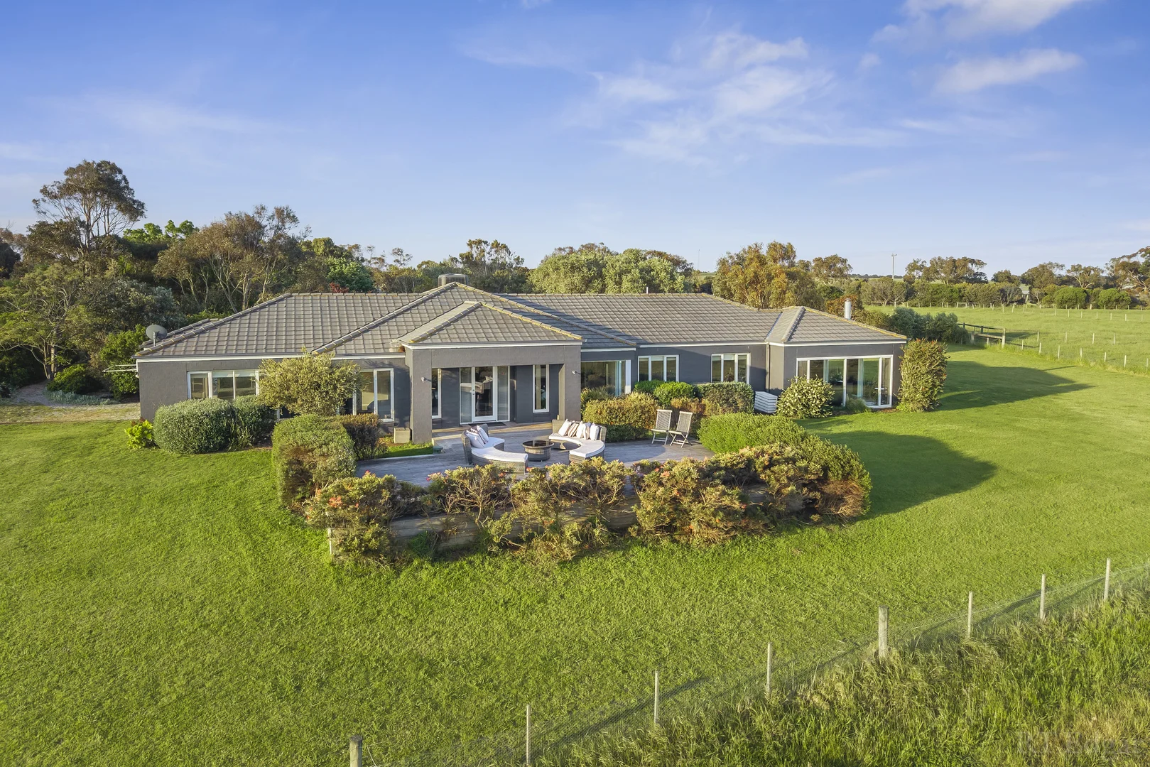 2140 Bellarine Highway - Image 2