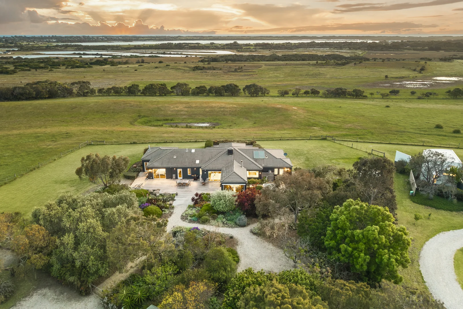 2140 Bellarine Highway - Image 5