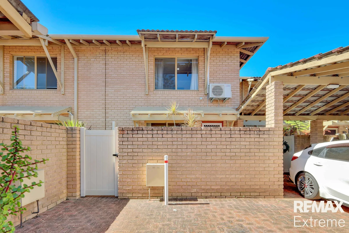215/34 Peninsula Road (1/27)