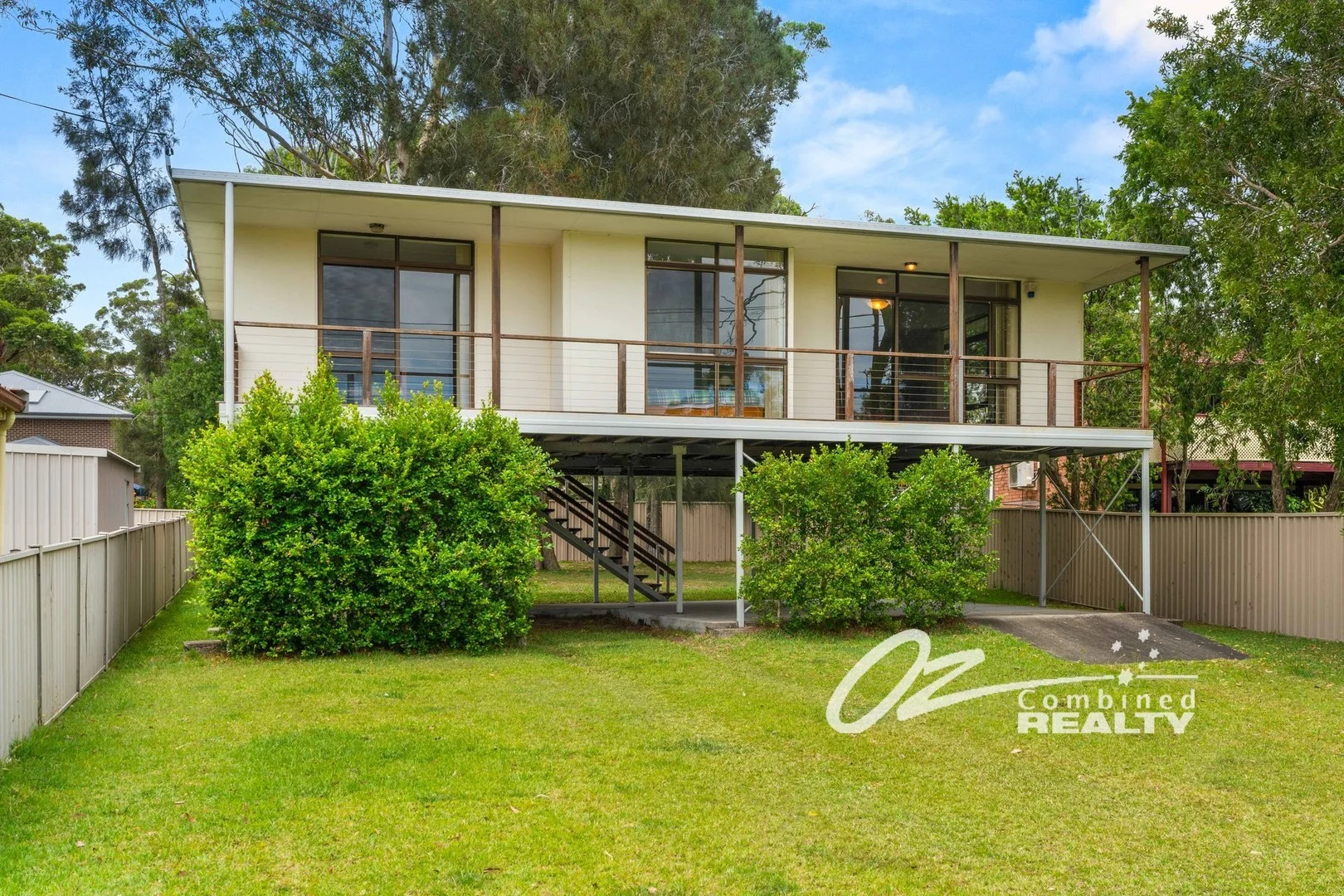 216 Macleans Point Road (1/22)