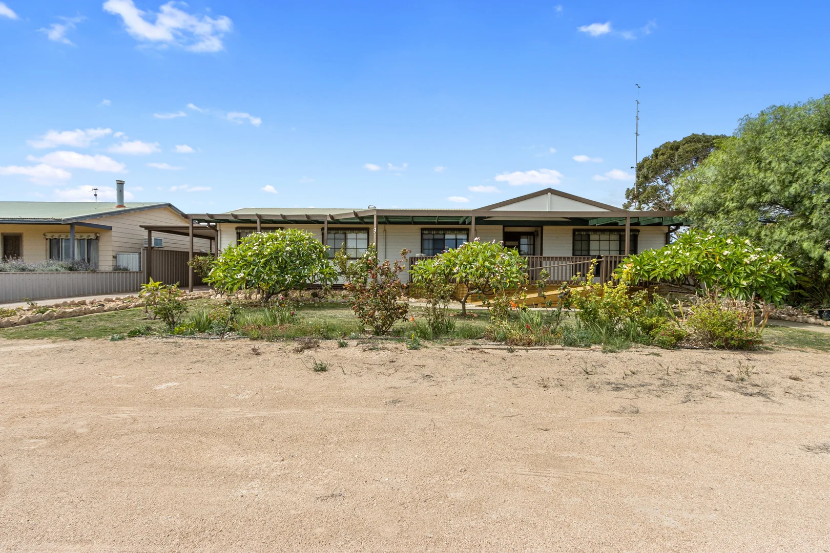 219 Songvaar Road - Image 4
