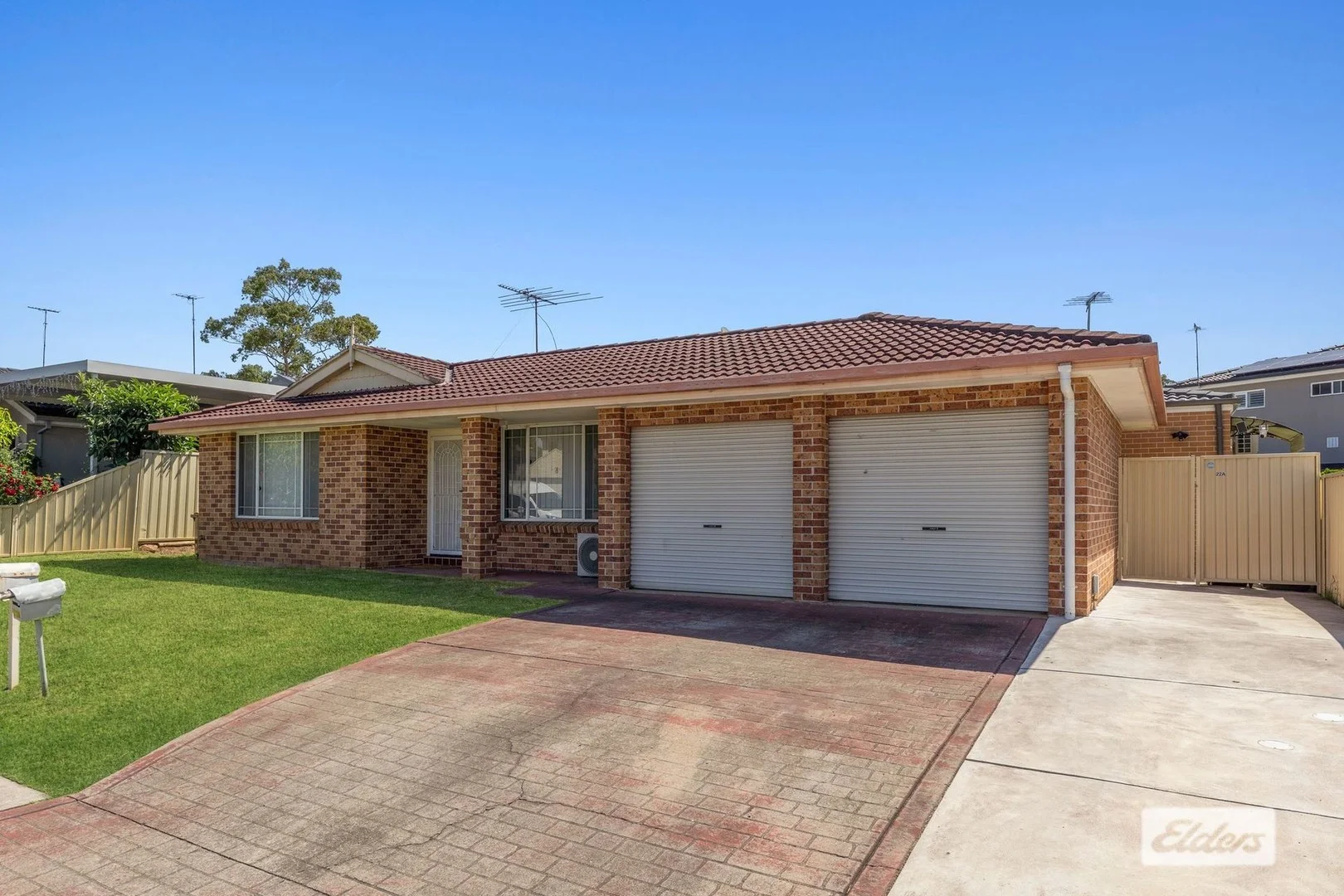 22 & 22a Rupertswood Road (1/19)
