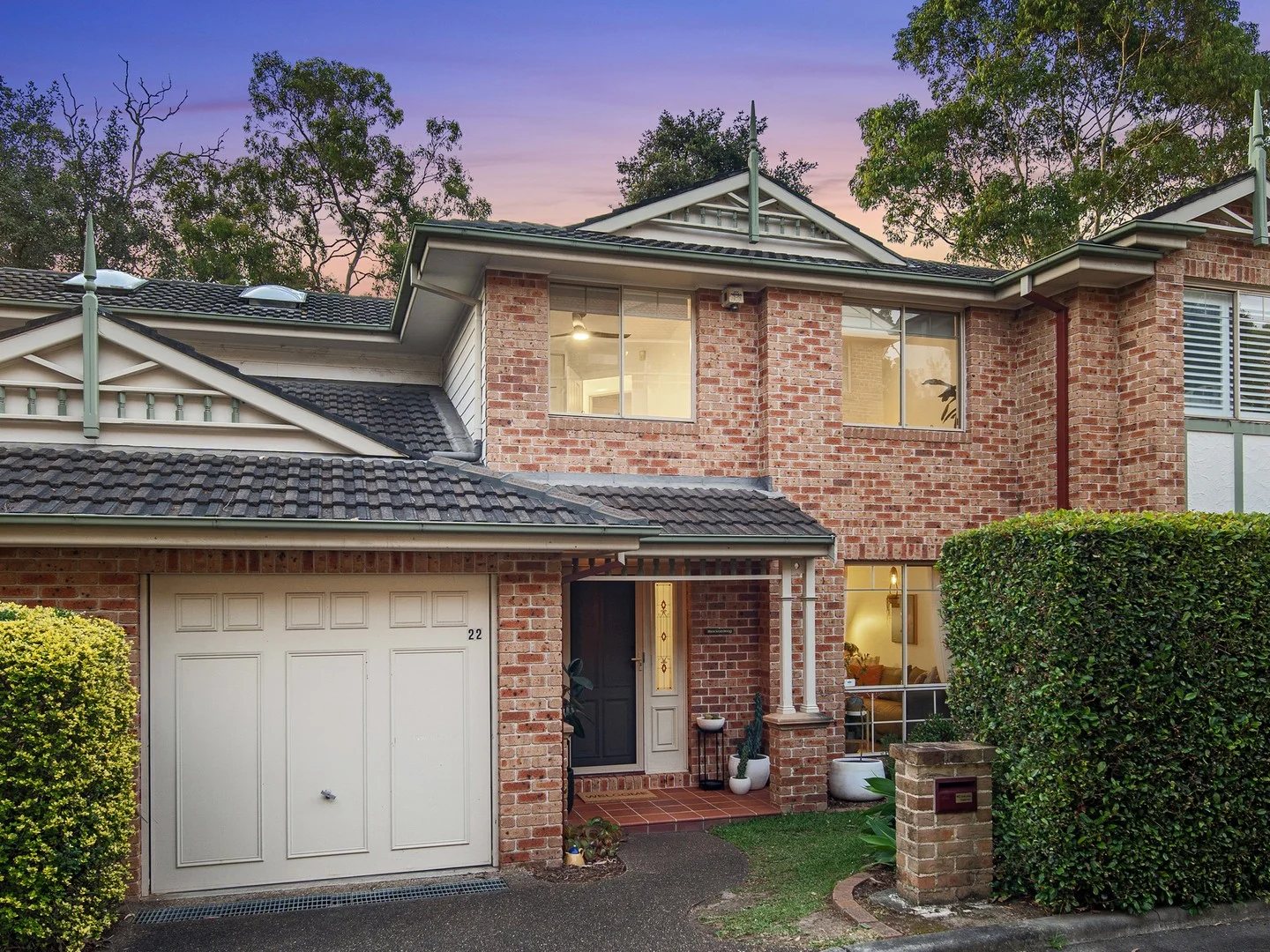 22/1 Macmahon Place (1/12)