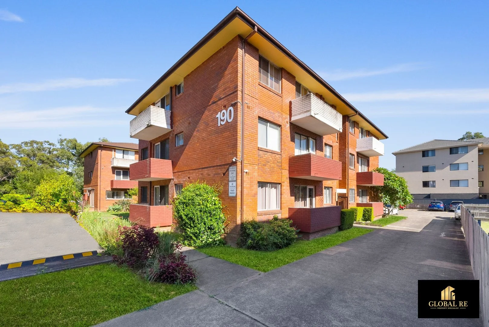 22/190 Sandal Crescent (1/16)