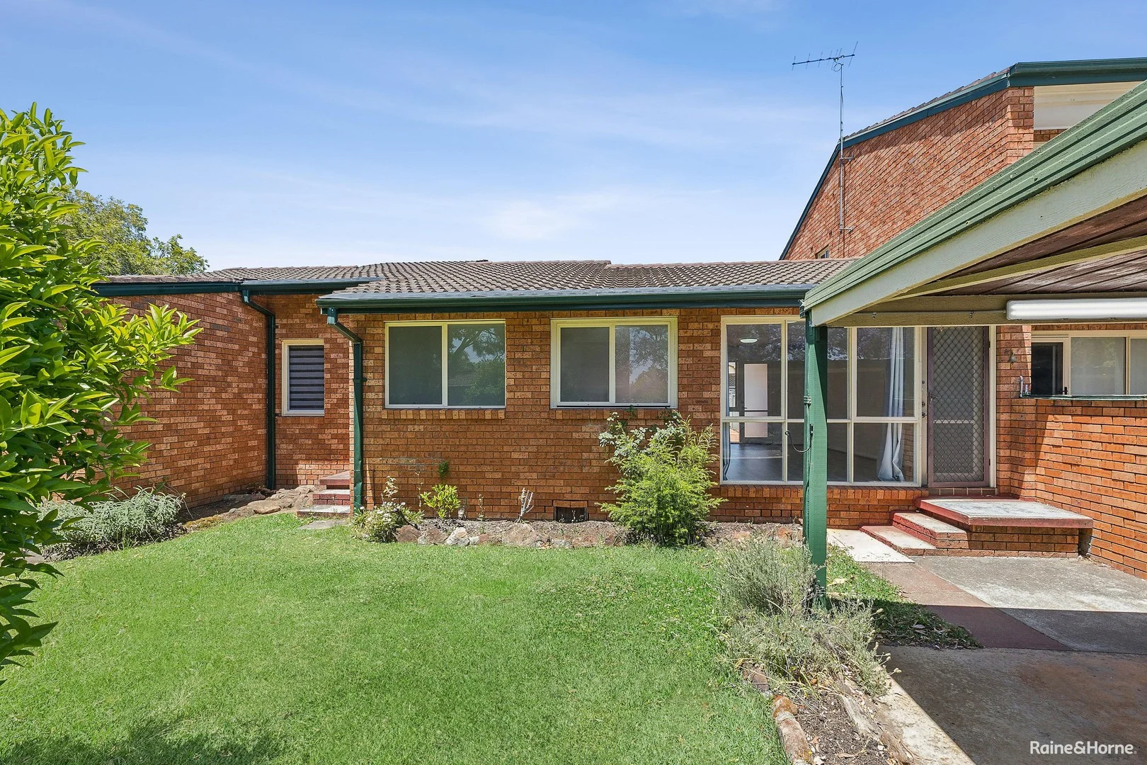 22/30 Cumberland Road (1/10)