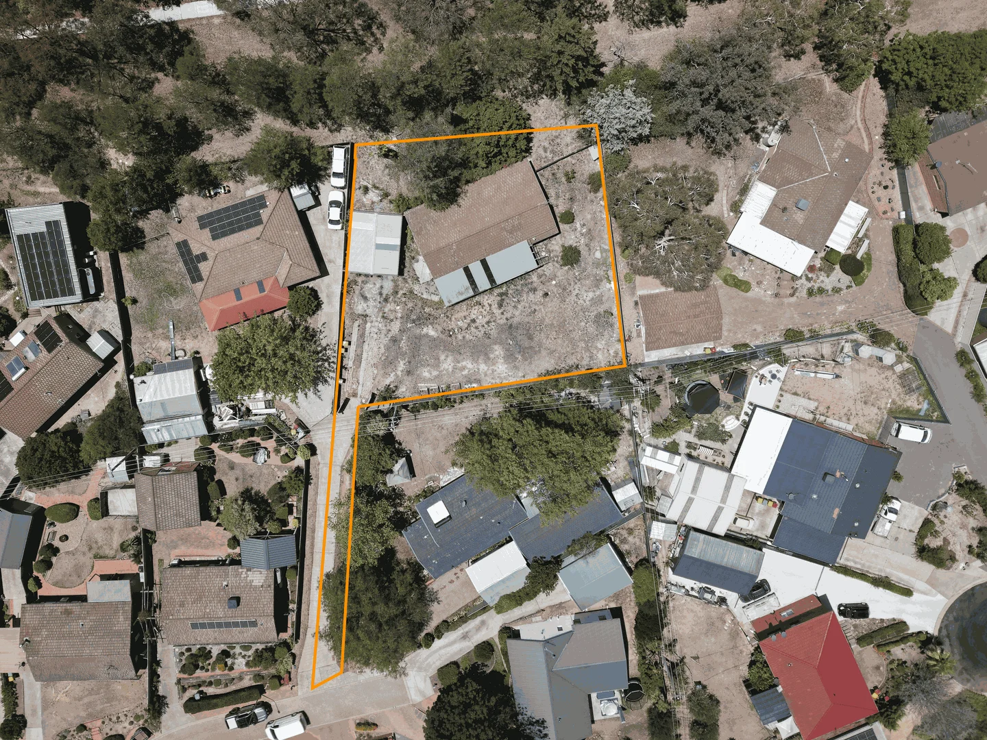 22 Bainbridge Close (1/4)