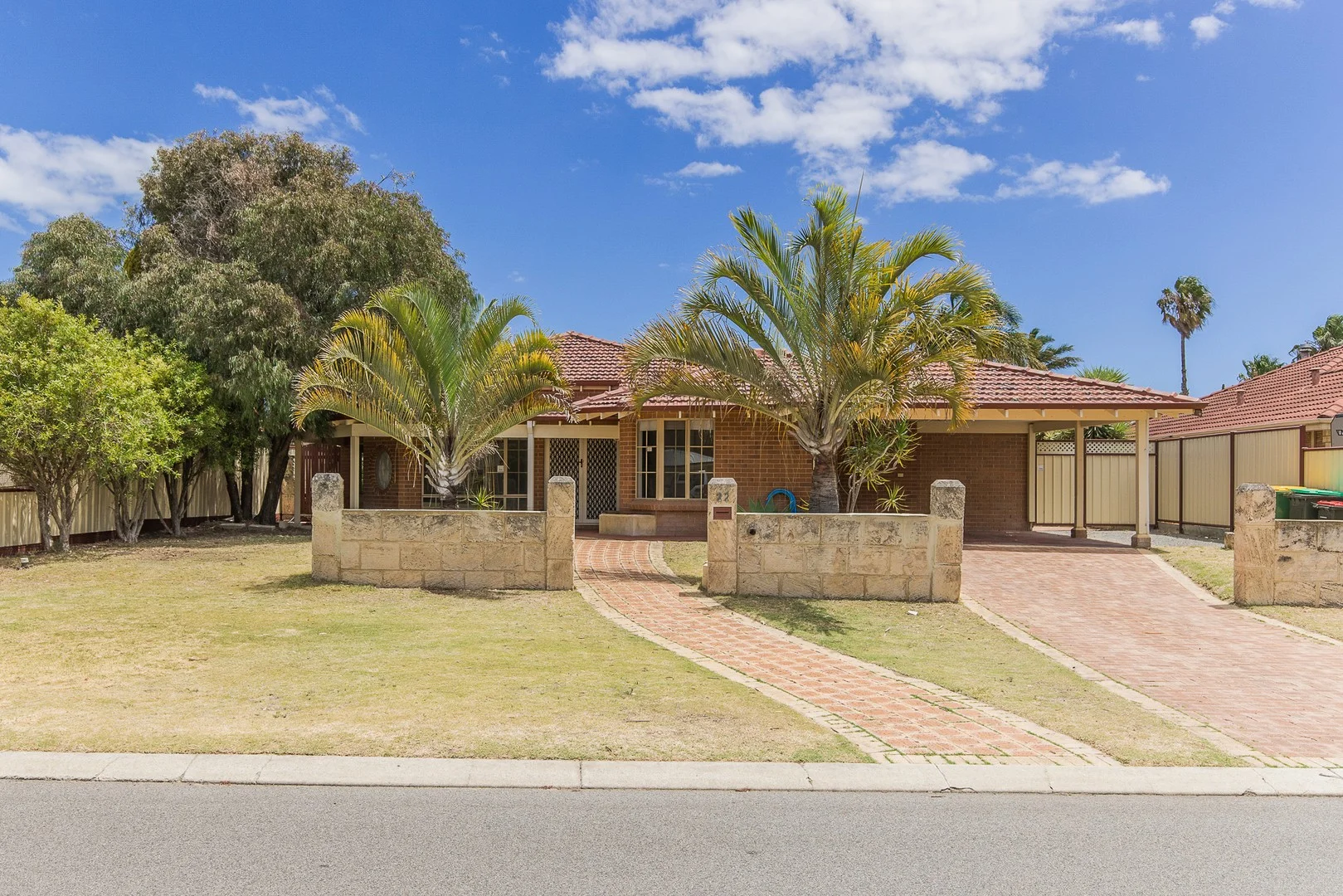 22 Cuthbertson Drive (1/31)