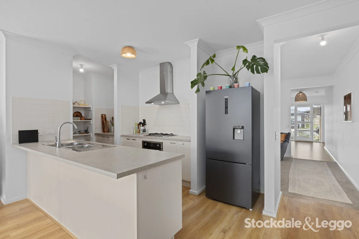 22 Newport Crescent - Image 3
