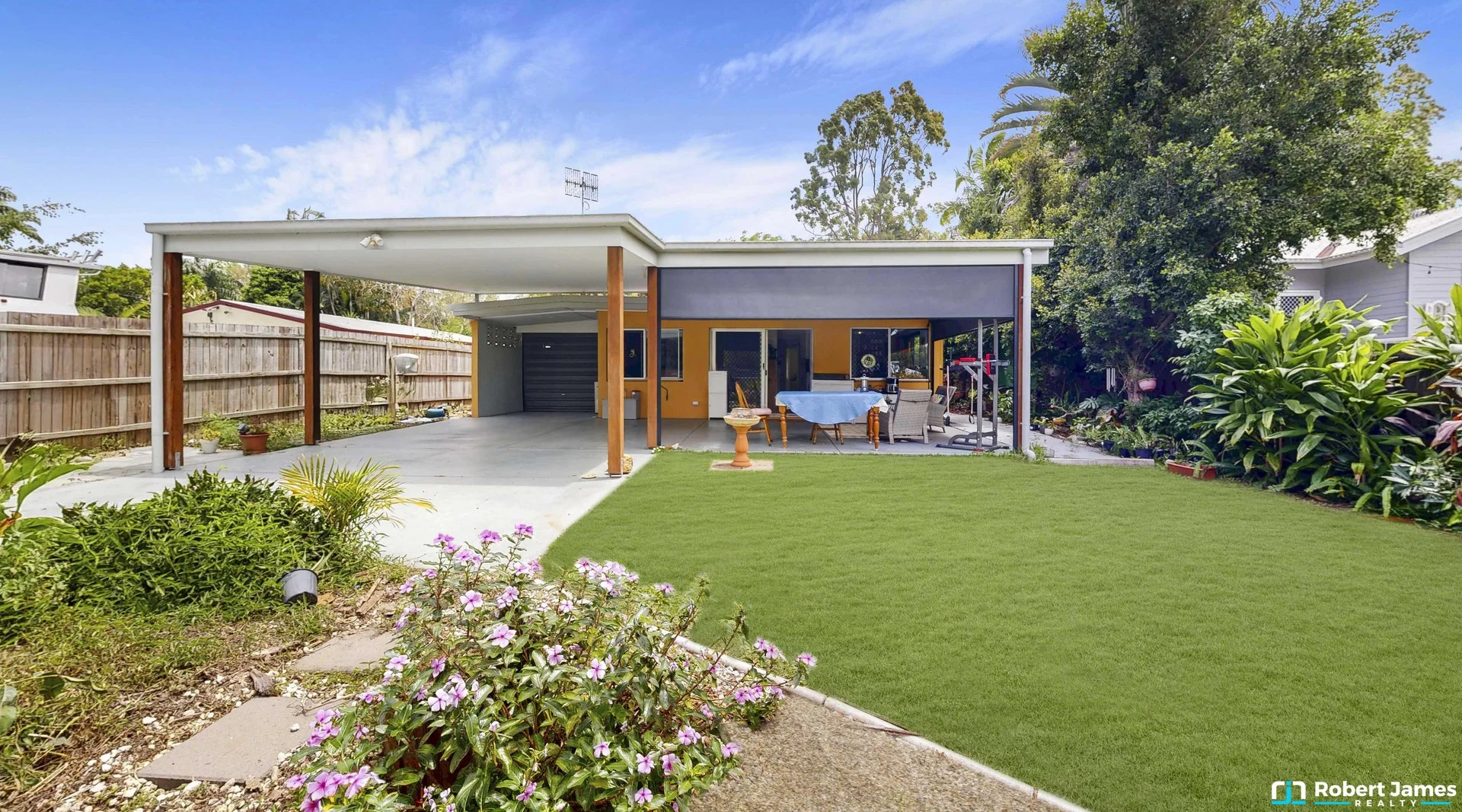 22 Pines Avenue (1/14)