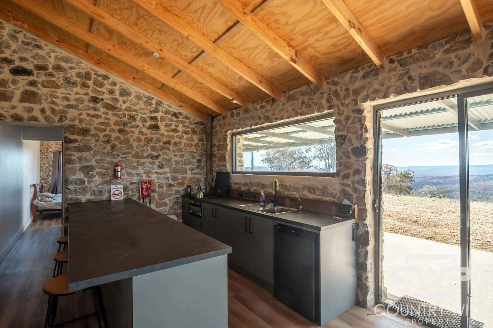 2202 Wellington Vale Road - Image 4