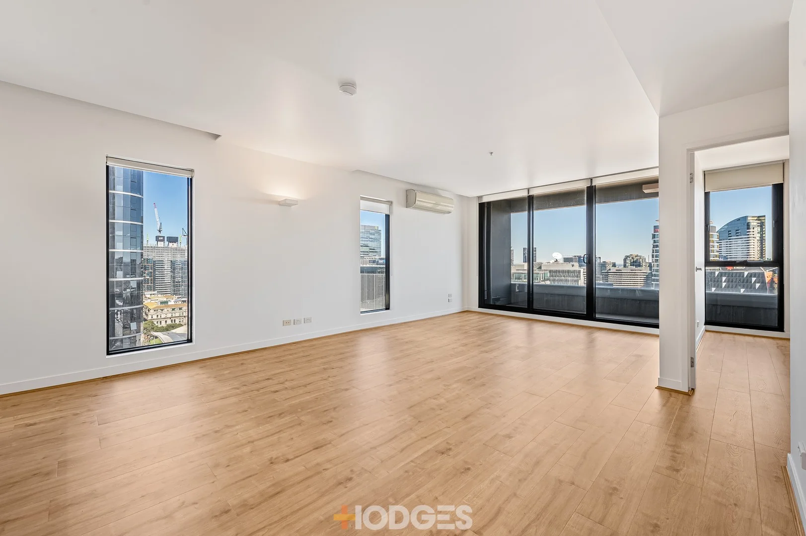 2206/200 Spencer Street (1/14)