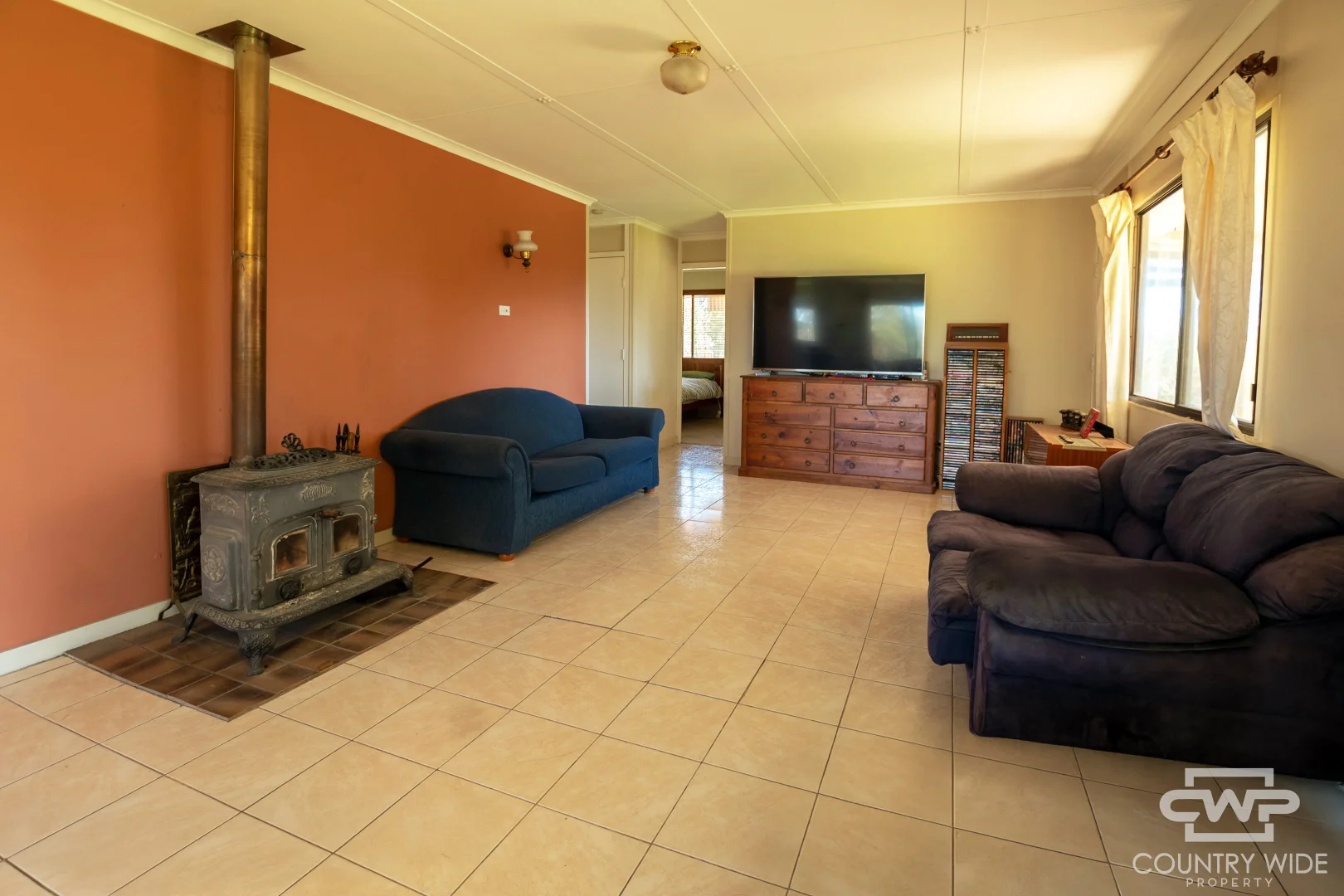 2207 Emmaville Road - Image 4