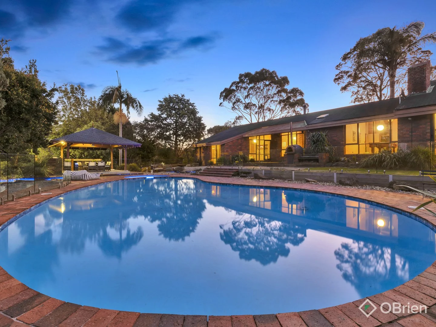 221 Smiths Lane (1/1)