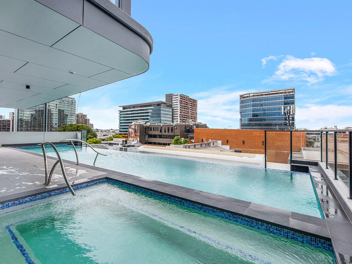 2210/275 Wickham Street (1/1)