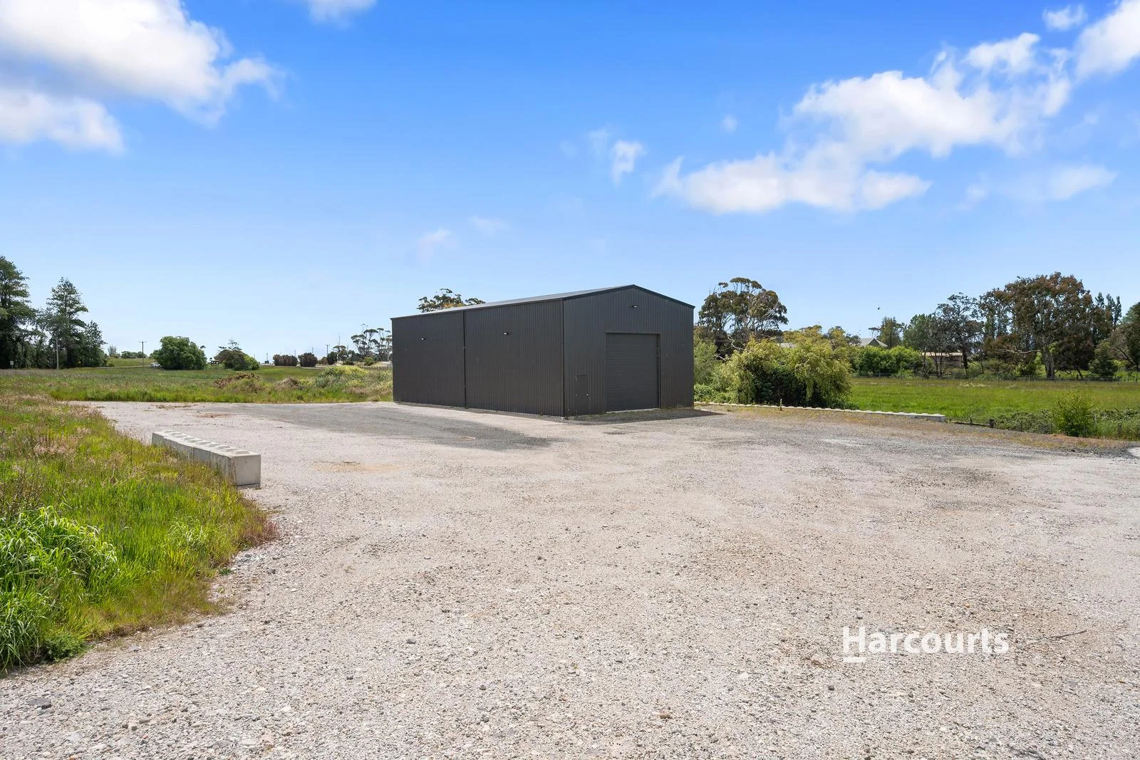 225 Westella Drive - Image 3