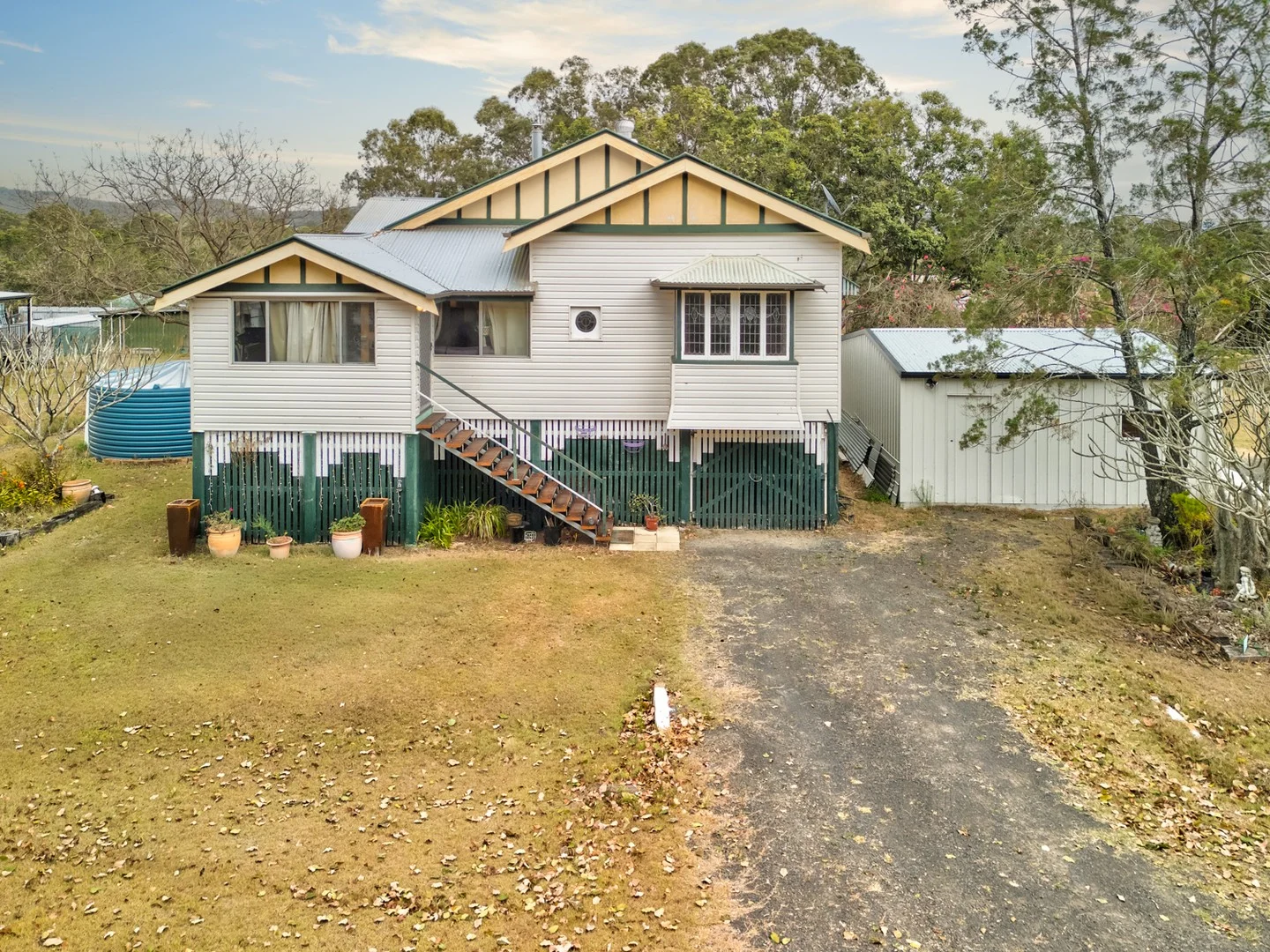 226 Zabels Rd North (1/22)