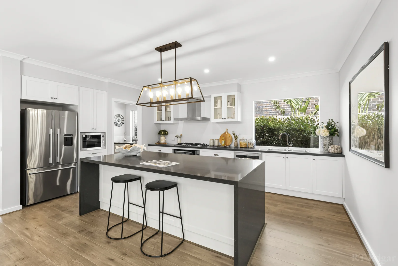 228 Sovereign Drive - Image 3