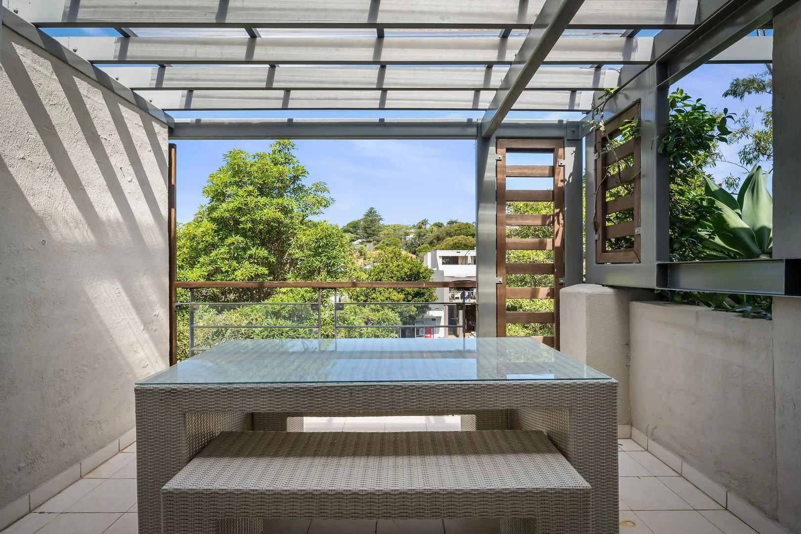 23/21-23 Old Barrenjoey Road (1/17)
