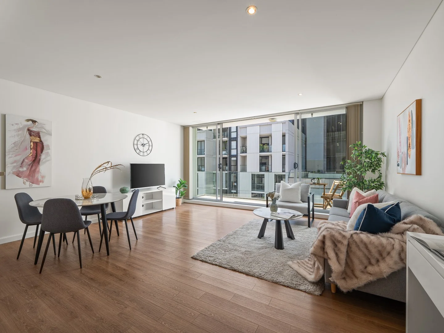 23/7-15 Newland Street (1/17)