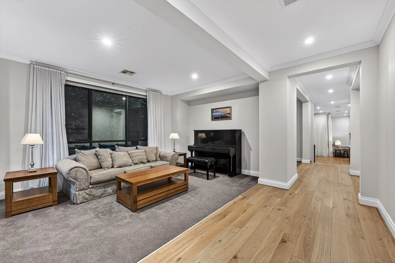23 Aberdeen Drive - Image 2