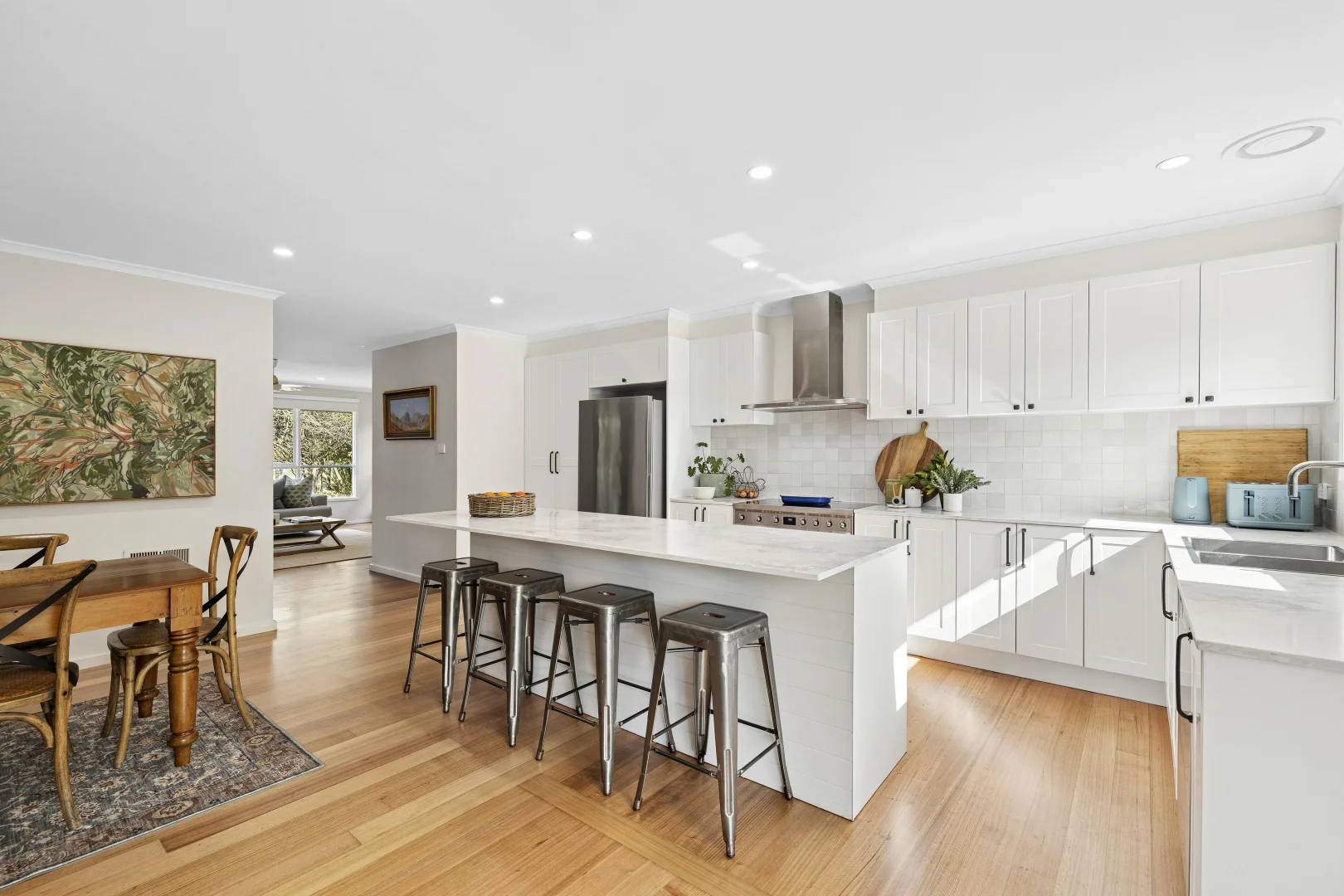 23 Andrew Avenue - Image 3