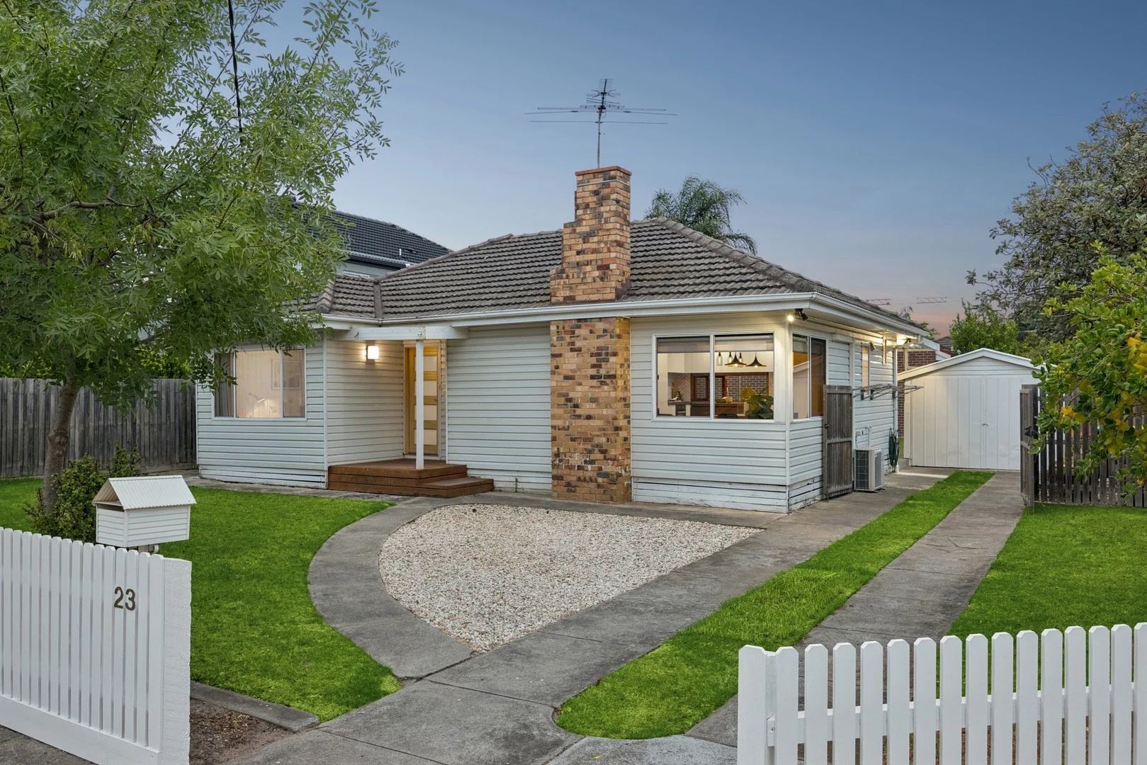 23 Ashlar Road (1/11)