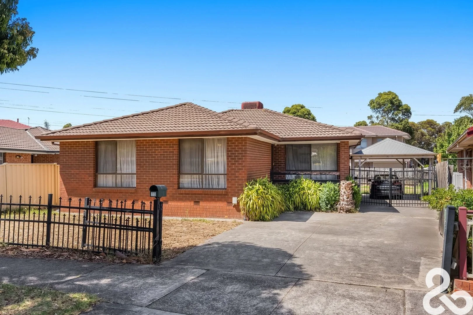 23 Golf Links Drive (1/15)