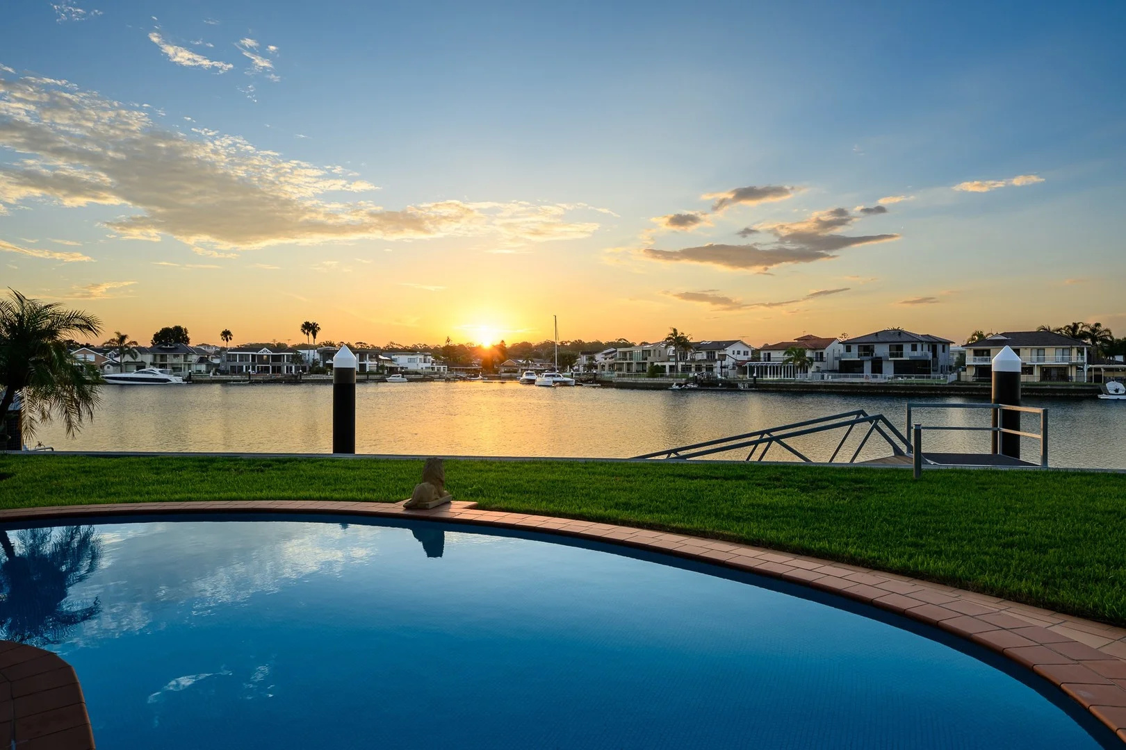 23 Hawkesbury Esplanade (1/15)