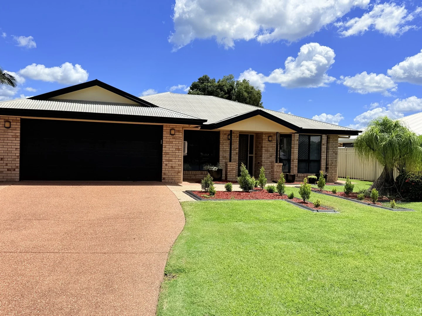 23 Kidd Street (1/1)