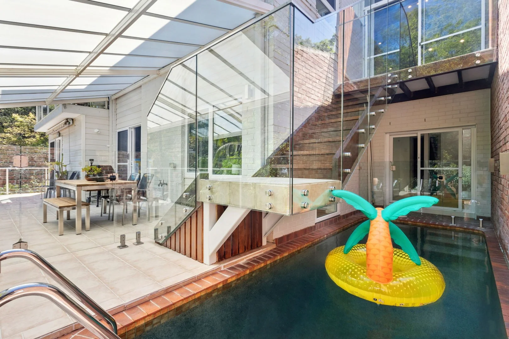23 Lowry Crescent (1/17)