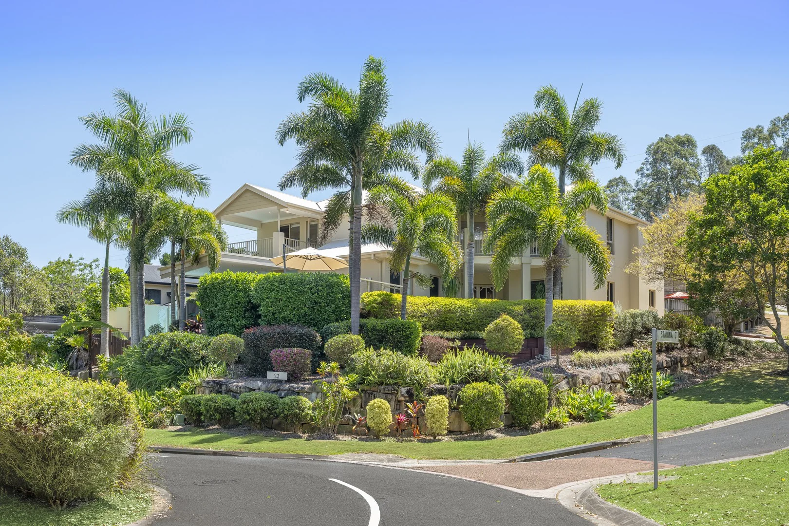 23 Riversleigh Crescent (1/18)