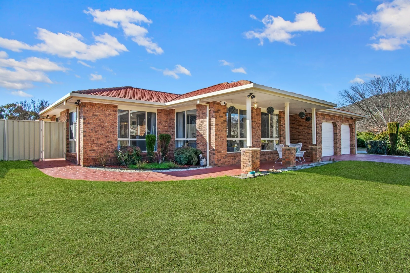 23 Sid Barnes Crescent (1/26)