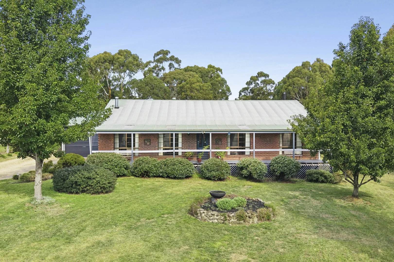 23 Trewins Lane - Image 2