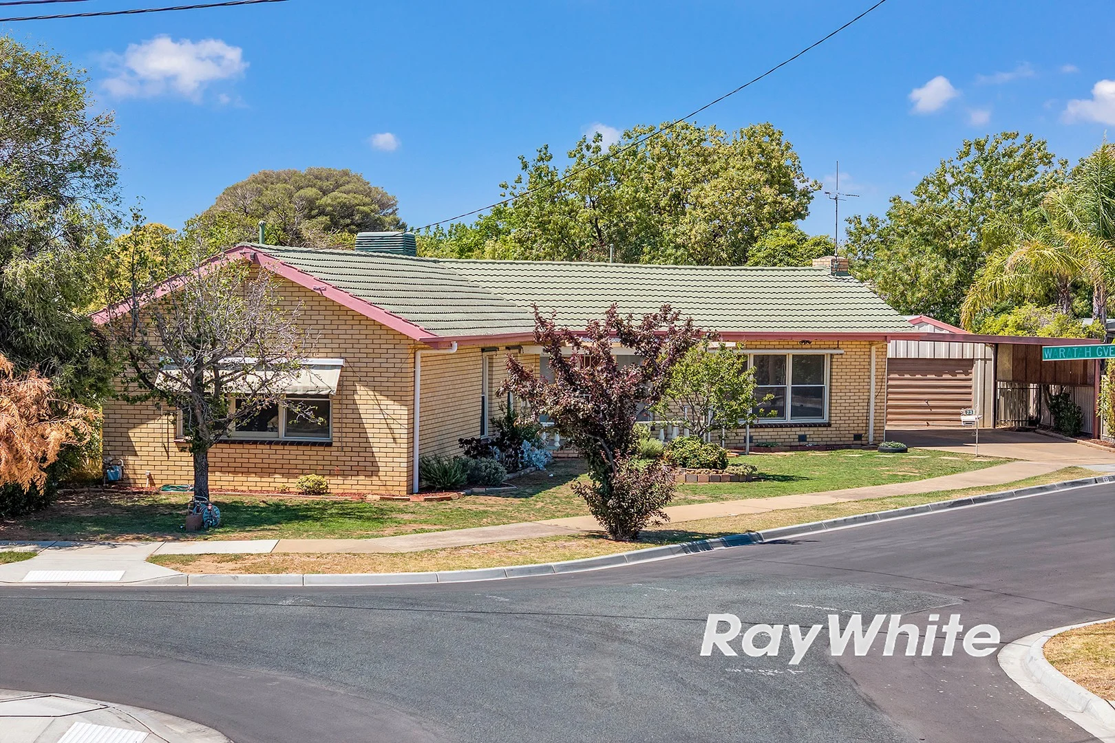 23 Waratah Grove