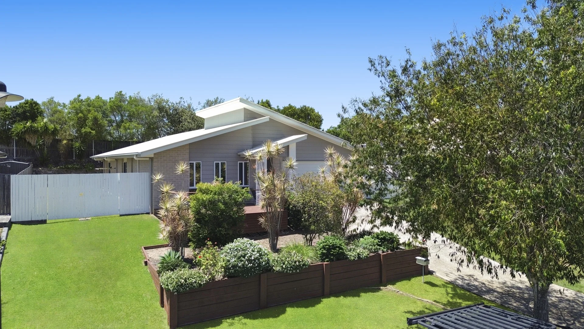 23 Wickerson Crescent (1/22)