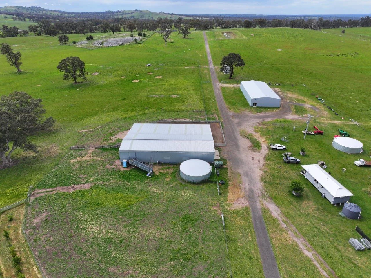 230 Metcalfe-Elphinstone Road (1/3)