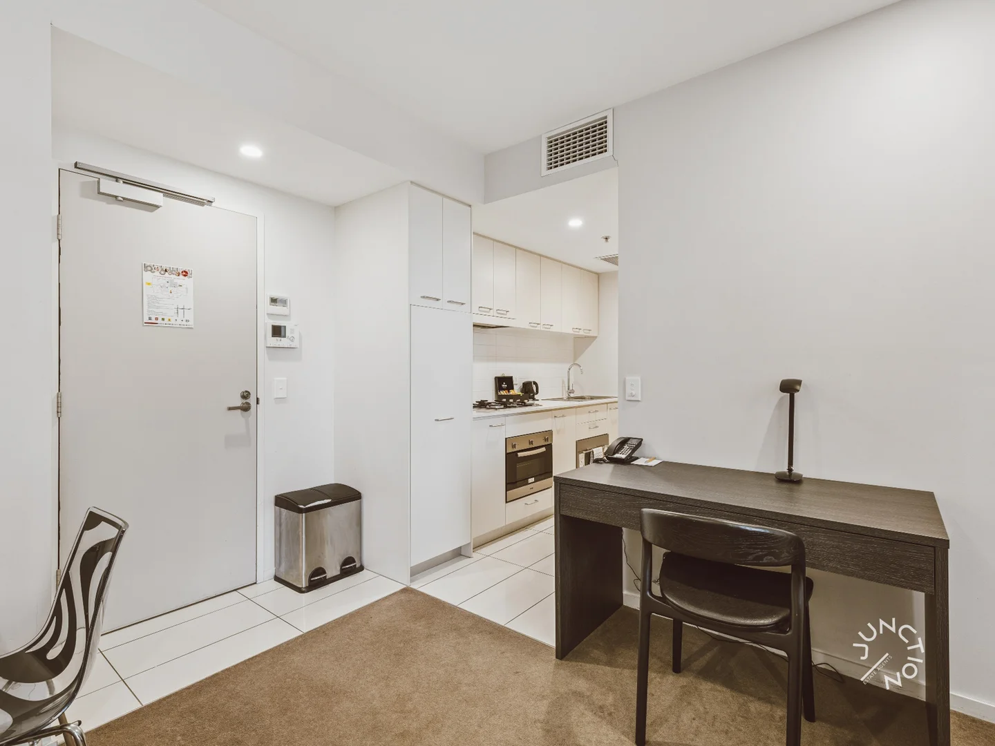 2302/127 Charlotte Street - Image 5