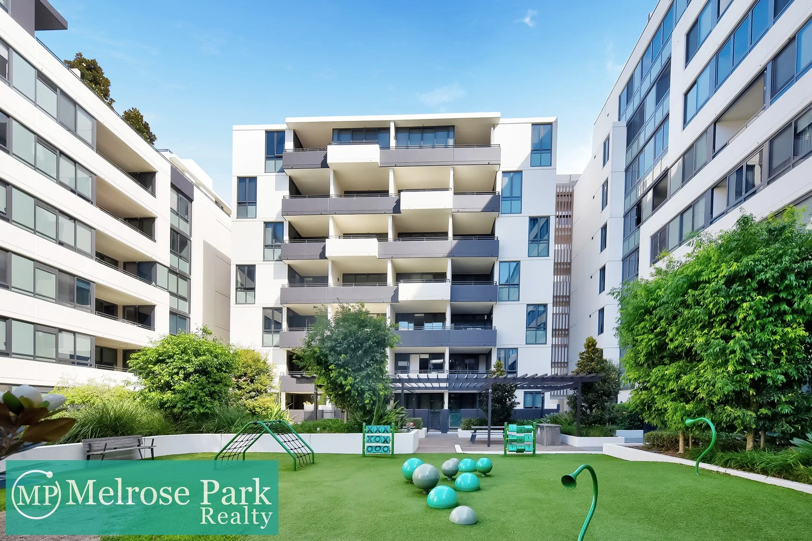 232/1D Lemon Tree Avenue (1/12)