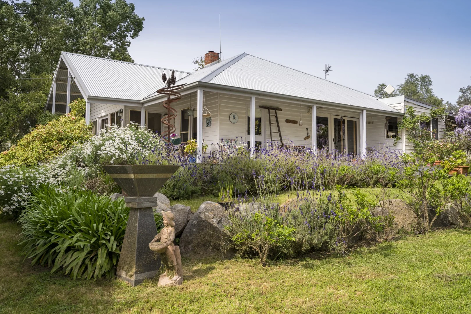 237 Long Gully Road (1/26)