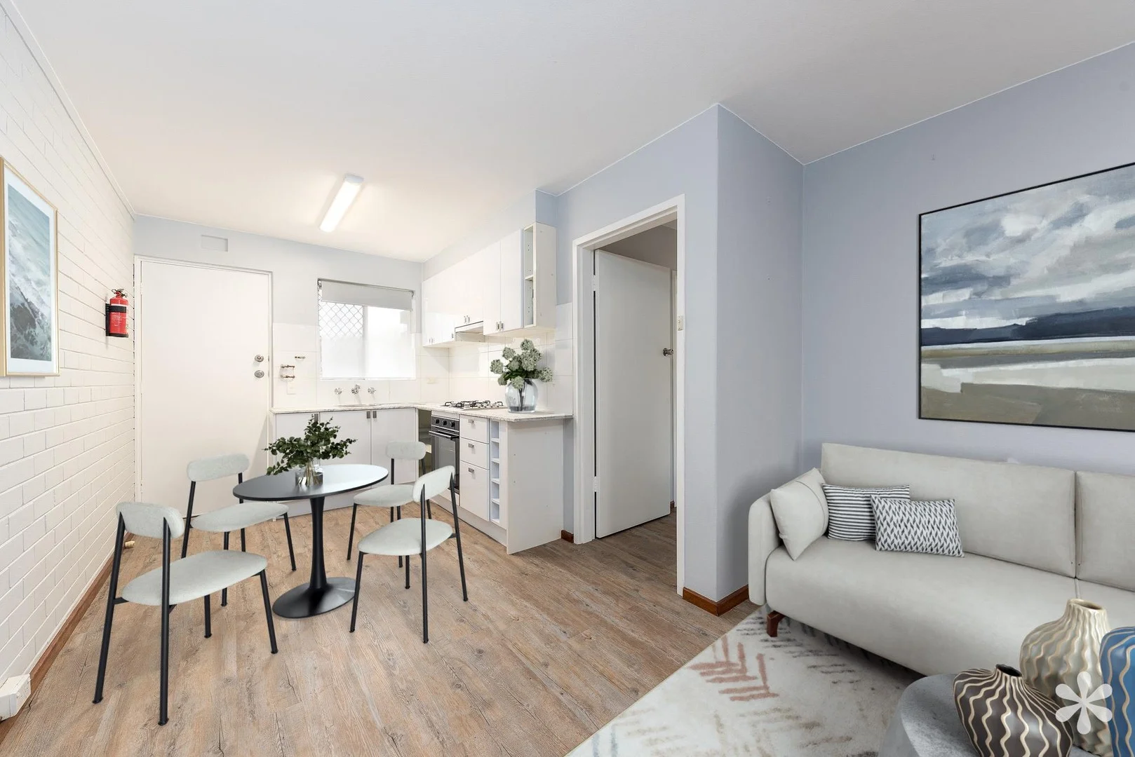 24/13 Kenton Street (1/10)