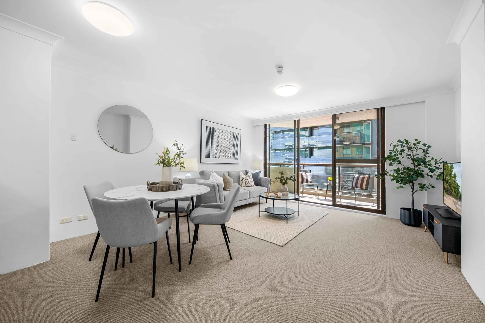 24/17-25 Wentworth Avenue (1/15)