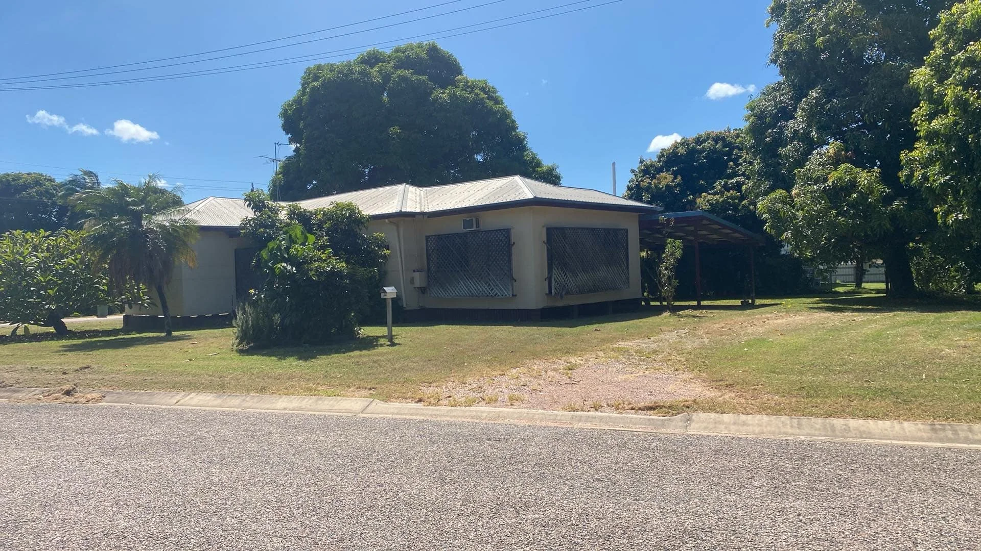 24-26 Mackersie Street (1/19)