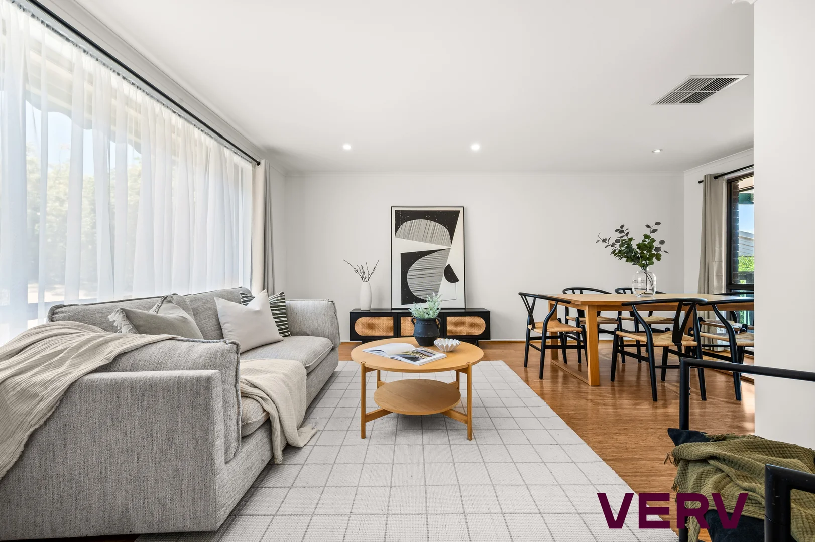 24 Bertram Street (1/24)