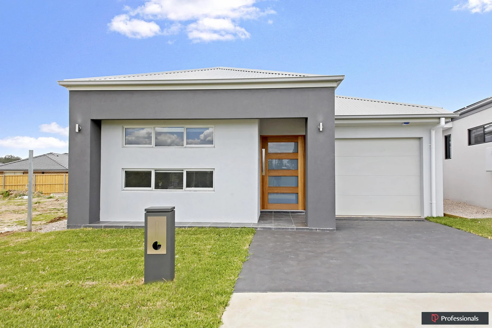 24 Brookner Road (1/13)