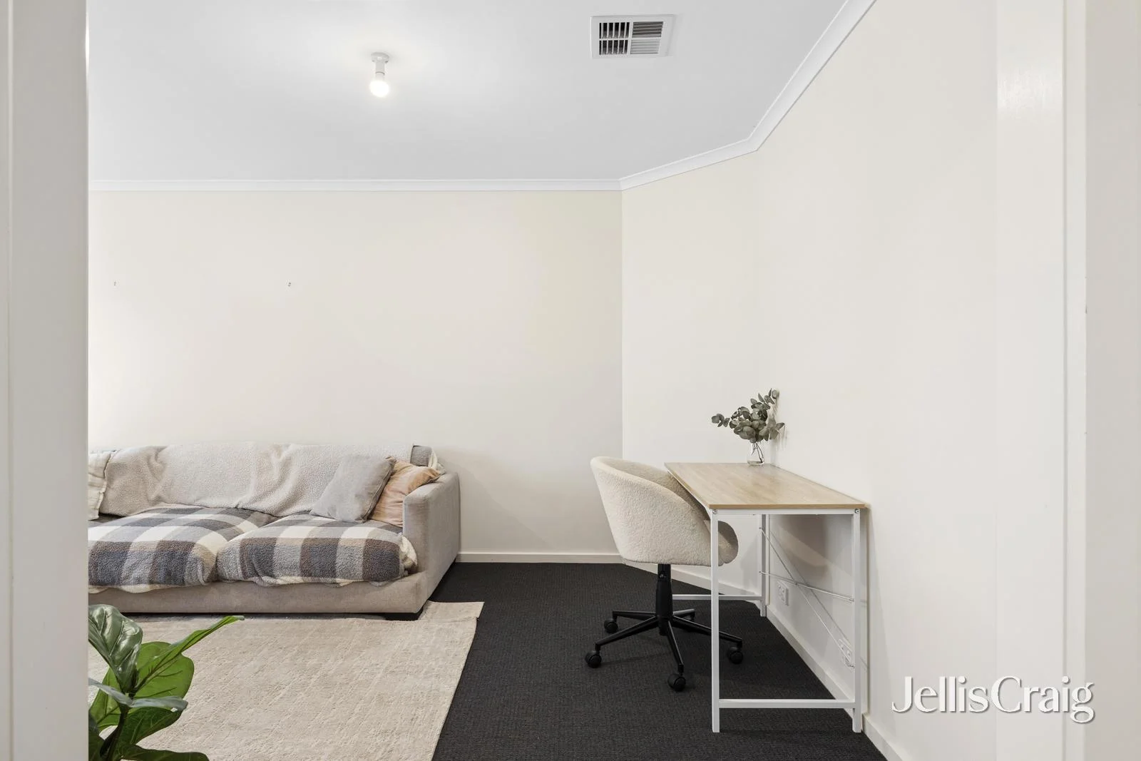 24 Manifold Road - Image 5