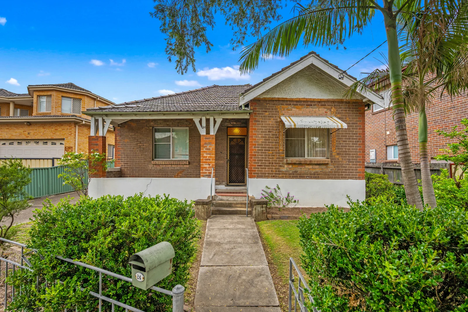 24 Normanby Road (1/12)