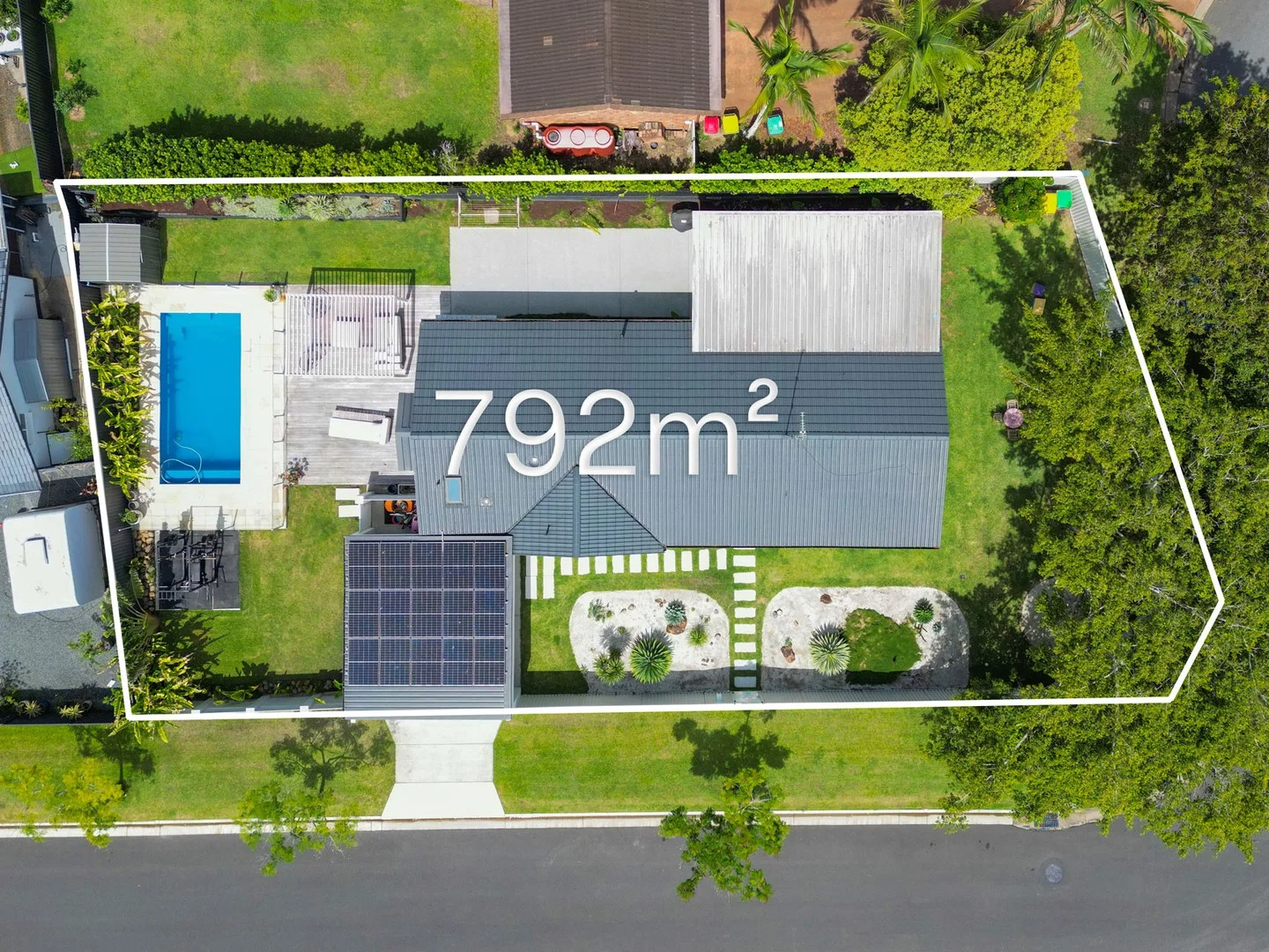 24 Patura Drive (1/31)