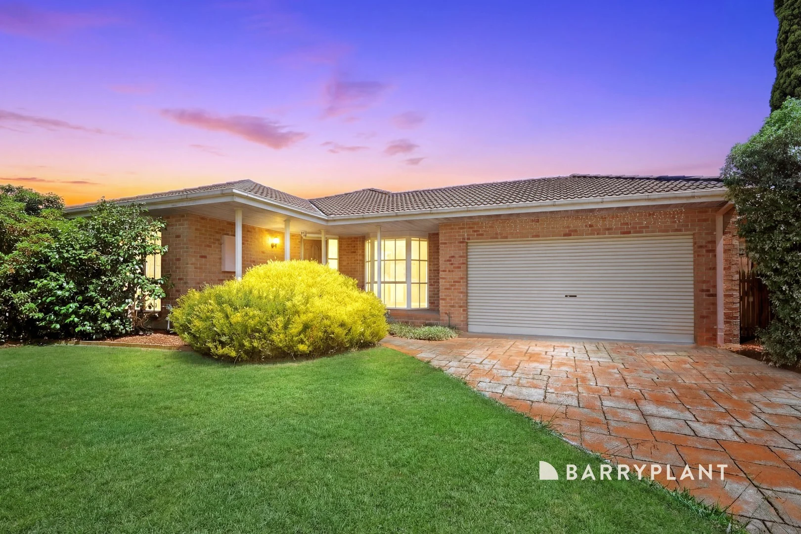 24 Taupo Crescent (1/19)
