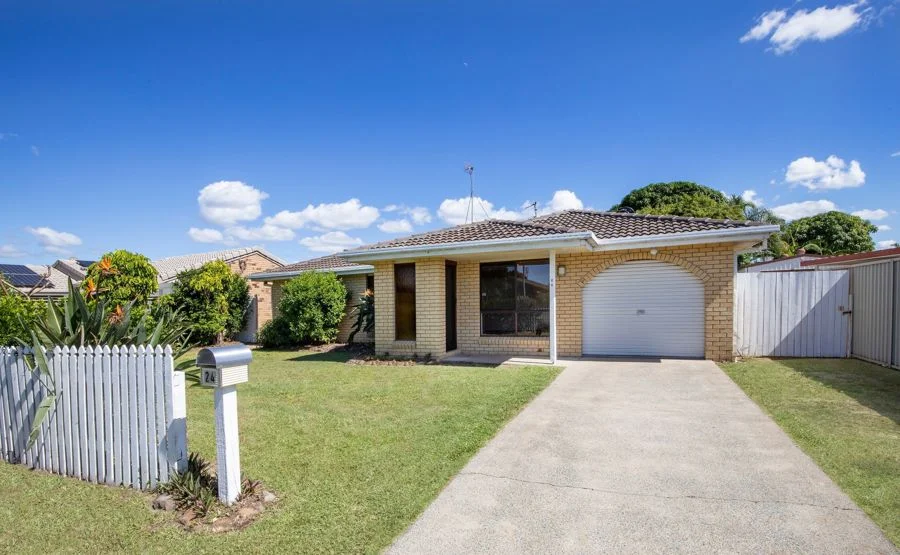 24 Wendoree Way (1/10)